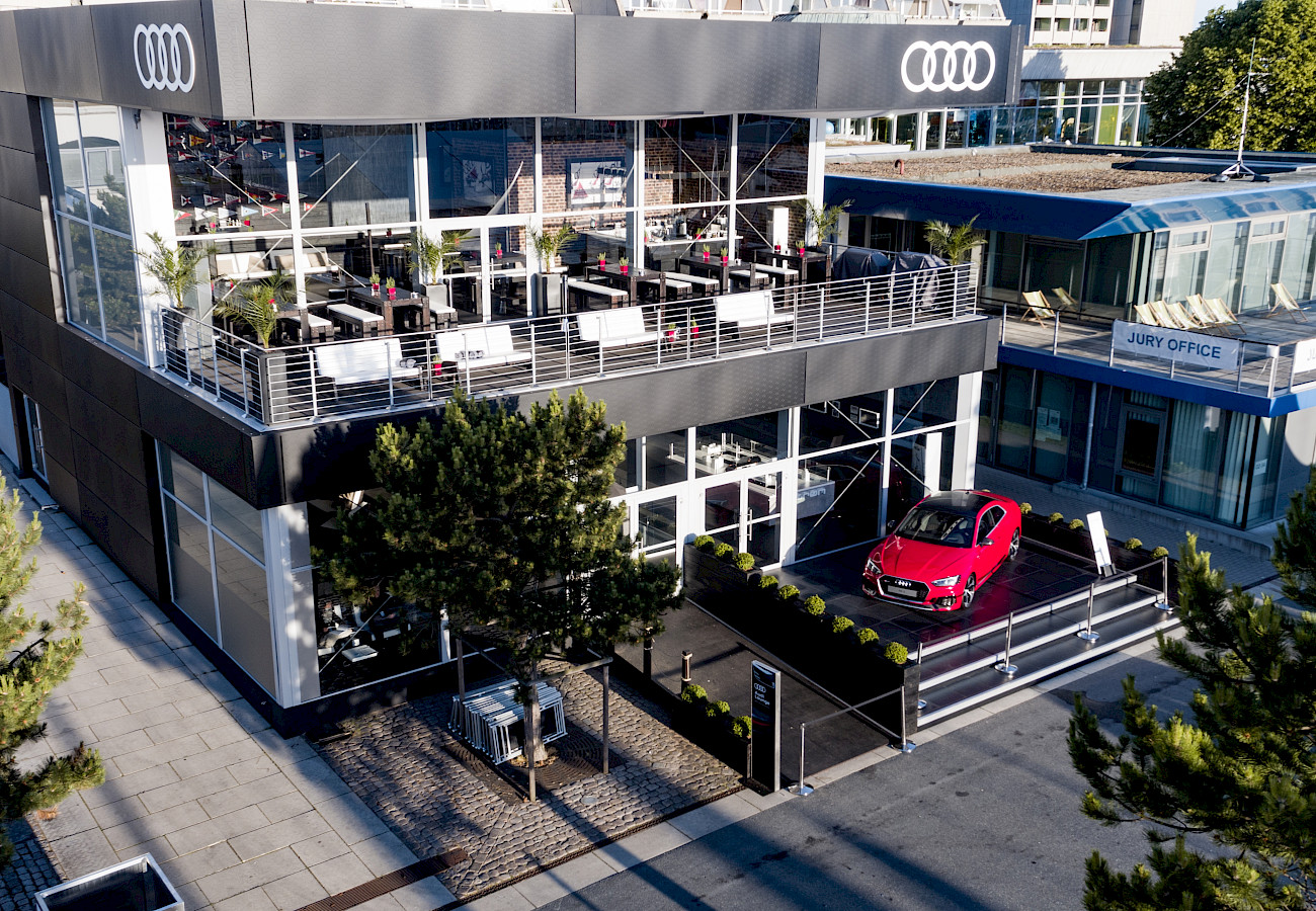 Darstellung als Werbepartner: Audi-Bootshaus